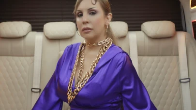 Yıllar Sonra Gelen Aşk İtirafı: Tarkan’ın O Şarkısı Gerçek Bir Hikâyedenmiş