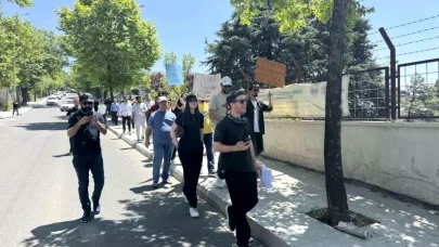 Üniversite Önünde Adalet Arayışı: ‘Bu Zam Kabul Edilemez’