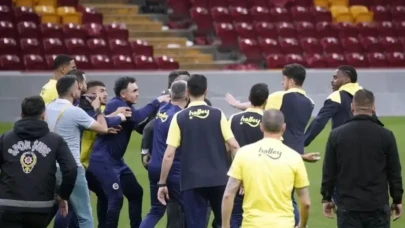 Fenerbahçe'de Oosterwolde ve Mert Müldür Duruşmaya Zorlanacak mı?