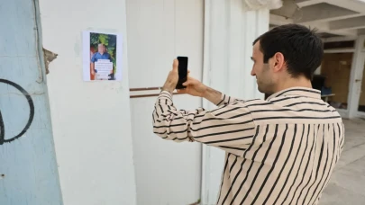 “Ben Hırsızım” Yazılı Afişler Gündem Oldu