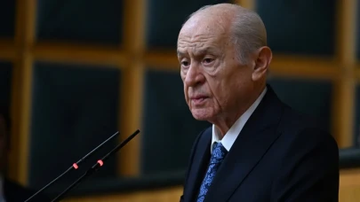 Bahçeli’den İstanbul’un Fethi Mesajı: “Zincirler Yine Kırılacak”