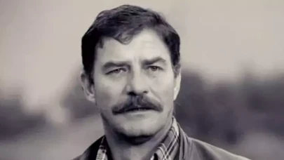 Ahmet Mekin Hastaneye Kaldırıldı: Yeşilçam’ın Usta İsmi Kalça Kemiğini Kırdı