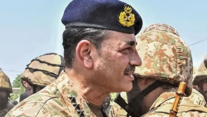 Pakistan Ordusunda 60 Yıl Sonra Mareşal Rütbesi