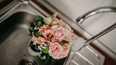 Lavabonuzdan gelen kötü kokulara son: Bu basit yöntemle ferahlığı yakalayın!