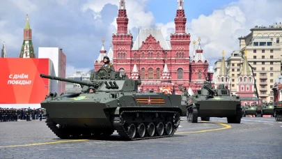 Rusya’da Zafer Günü’nün 80. Yılı Coşkusu