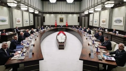 Cumhurbaşkanlığı Kabinesi Toplanıyor, Gündemde Neler Var?