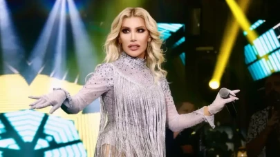 Doğallığın Adı: Havalimanında İrem Derici’den Neşe Dolu Anlar