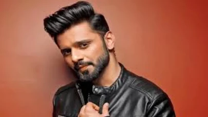 Antalya'da bir düğüne bir milyar 480 milyon nüfuslu bir ülkeden 5 milyon takipçili bir şarkıcı çağrıldı