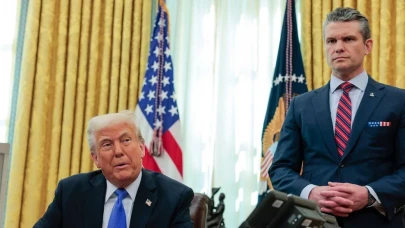 Hegseth’in Ukrayna’ya Silah Sevkiyatını Durdurma Talimatı Beyaz Saray’ı Şaşırttı