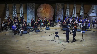 Türk Dünyası Müziği CSO Sahnesinde Buluştu