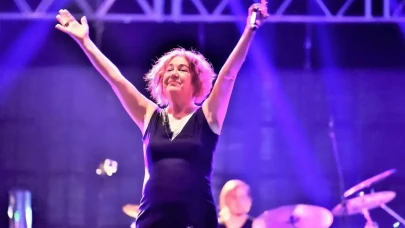 “Kalbim Şaka Yaptı” Diyen Nazan Öncel Sevenlerini Üzdü