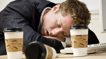 Her Yudumda Sessiz Tehdit: Kahve, Demir ve Kalsiyum Emilimini Engelliyor mu?