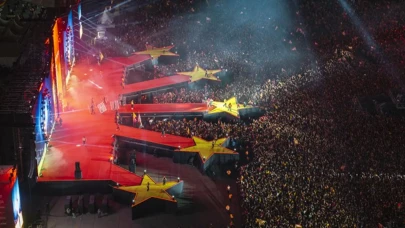 Galatasaray'ın Kutlamasına Kaç Kişi Geldi? İşte O Rakam!