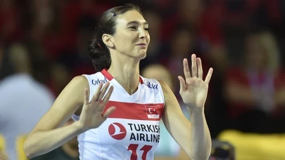 Naz Aydemir Akyol Kaç Yaşında, Kimdir, Aslen Nereli, Kiminle Sevgili, Hayatı ve Kariyeri Hakkında Bilinmeyenler?