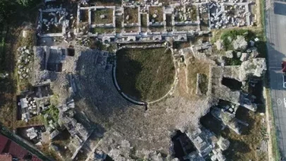 1700 Yaşında: İnanç, Kimlik ve Birliğin Tarihi Neresi ?