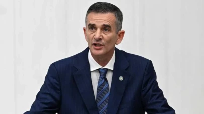 Ümit Dikbayır’dan Türkçüler Günü Tepkisi: Başbuğ Türkeş’in Kemikleri Sızlatıldı!