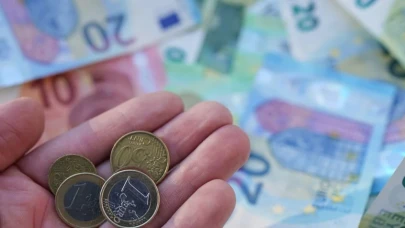 Elinde Bu Banknotlardan Olanlar Dikkat! Süre Doldu, Artık Hiçbir Geçerliliği Yok