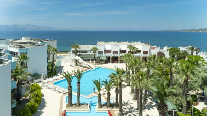 Club Familia Hotel Sezona Güçlü Giriş Yaptı: Ailelere Özel Tatil Konforu Çeşme’de Başladı!