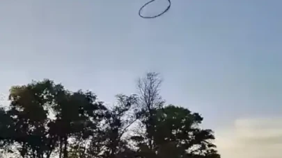 Gökyüzündeki Kara Gölge Panik Yarattı