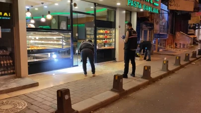 İstanbul’da Gece Yarısı Dehşeti! 17 Yaşındaki Genç Kafede Kurşunların Hedefi Oldu