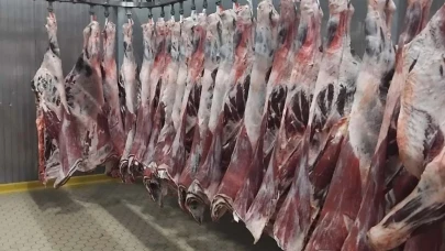 Kırmızı Et Fiyatlarında Sakinlik Hakim: Kuzu Eti Düştü, Dana Yatayda Kaldı