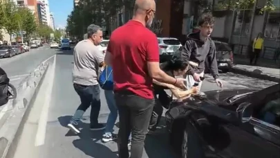 Esenyurt’ta Yaya Geçidinde Tekmeli Saldırı