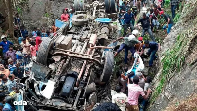 Sri Lanka’da Facia: Otobüs Uçuruma Yuvarlandı, 20 Ölü