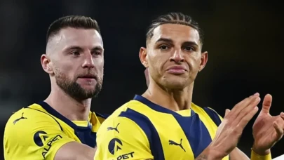 Fenerbahçe'de Skriniar Kalıyor, Carlos Gidiyor