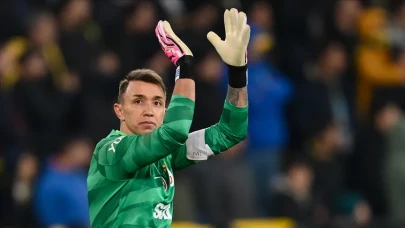 Muslera Gitti mi, Hangi Takıma Gitti, Galatasaray'dan Ayrılacak mı? İşte Veda Detayları ve Yeni Takımı