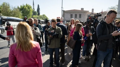 Dünyanın Gözü İstanbul’da: Yerli ve Yabancı Basın Dolmabahçe'ye Akın Etti!