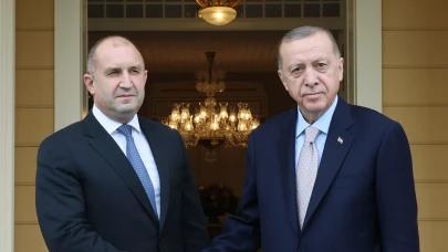 Cumhurbaşkanı Erdoğan’dan Barış ve İşbirliği Mesajları: İki Ülkeyle Temas