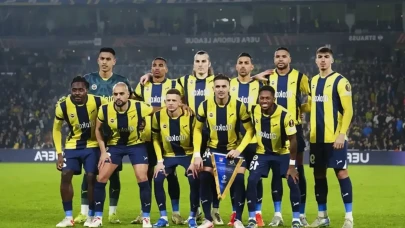 Fenerbahçe'de 15 Futbolcu İçin Kader Anı! Hangi İsimler Ayrılacak?