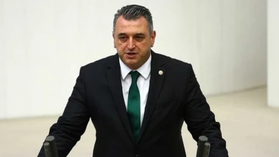 AK Partili vekilden tarihi çıkış: ''Yeni anayasa için harekete geçme zamanı''