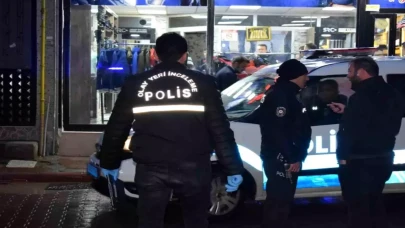 Eski çalışan satırla kovalandı, olay büyüdü!