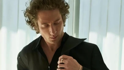 Louis Vuitton’un yeni yüzü Jeremy Allen White!