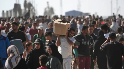 İsrail Yardım Noktasını Vurdu: 25 Ölü, 175 Yaralı!