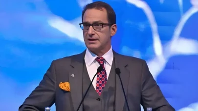 Ömer Koç ailesi, kiminle evli, eşi, kaç Yaşında? Kardeşi kim, kaç çocuğu var ve hangi takımlı?