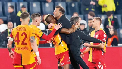 Okan Buruk Açıkladı: Osimhen'in Galatasaray'da Kalma İhtimali...