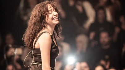 Yaşayan en çekici kadın, şimdi de Kayısı Güzeli!