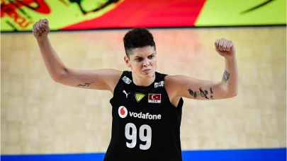 Ebrar Karakurt Türkiye’de! Eczacıbaşı transferi resmen duyurdu