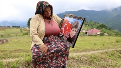 Şehit Eren Bülbül'ün annesine DEM Parti’den bayram telefonu!