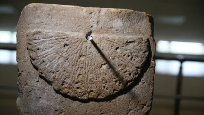 Ani’de 1000 yıllık Güneş Saati ziyarete açıldı