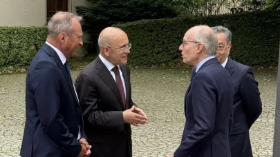 Mehmet Şimşek Avrupa’ya Çıkarma Yaptı! Lüksemburg’dan Türkiye’ye Güçlü İşbirliği Mesajı