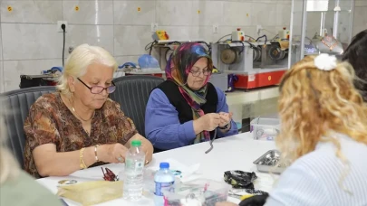 El Emeği Göz Nuru: Agat Taşına Kadın İmzası