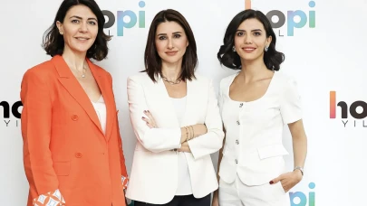 Sadece Siyah Giyen 1 Milyon Kişi Ne Anlatıyor? Hopi’nin Dev Veri Raporu Yayımlandı