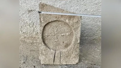 Kırşehir’de Bizans dönemine ait mezar steli ele geçirildi