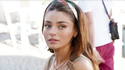 Ayça Ayşin Turan ve Louis Hofmann Aynı Filmde: Al Beni Baba Sete Çıkıyor