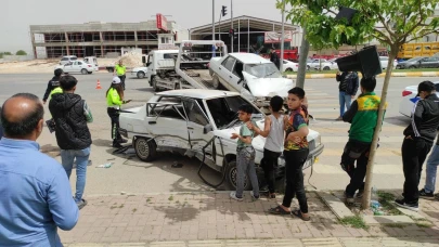 Şanlıurfa'da Trafik Kazası: Birecik'te Yaralılar Hastaneye Kaldırıldı