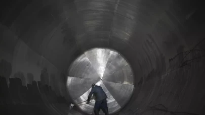 Çelik krizi kapıda! ABD’nin vergi hamlesi Avrupa’yı sarsıyor