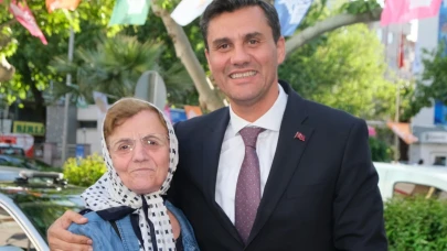 Ferdi Zeyrek'in Annesi Kimdir? Gülten Zeyrek Yoğun Bakıma Neden Alındı?